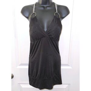 Yoyo5 pretty Black Top with chain strap